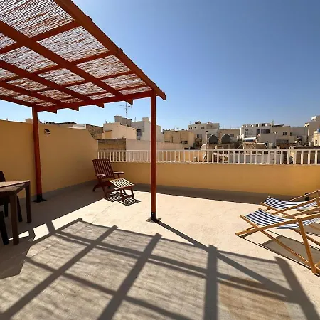 Apartamento Penthouse With Large Terrace