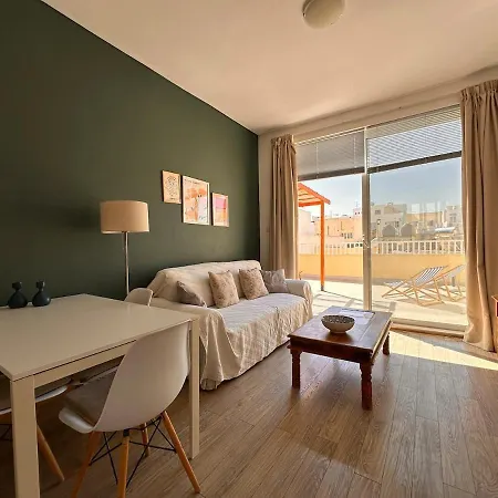 Penthouse With Large Terrace Σλιέμα