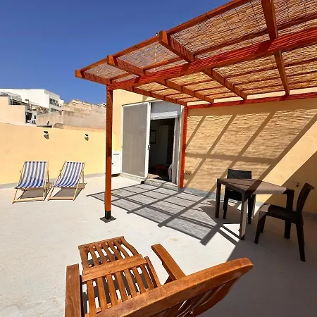 Penthouse With Large Terrace Apartment Sliema